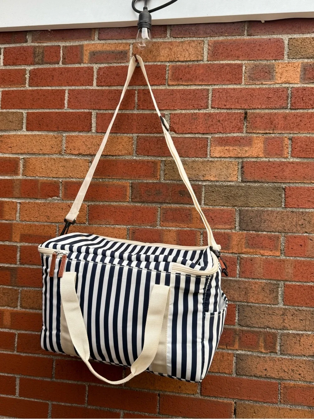 DSW Navy White Striped Insulated Cooler Tote Bag Beach Picnic Travel Lunch